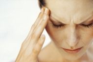 Los dolores de cabeza pueden ser causados ​​por problemas de visión