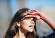 ¿Cómo Protegerte los Ojos de los Rayos Solares?