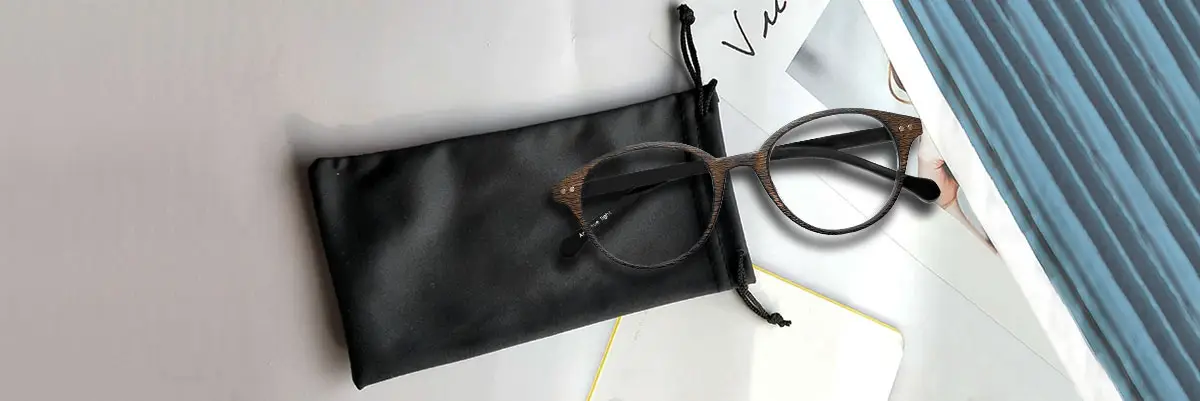 Accesorios: Bolsa Microfibra para Gafas