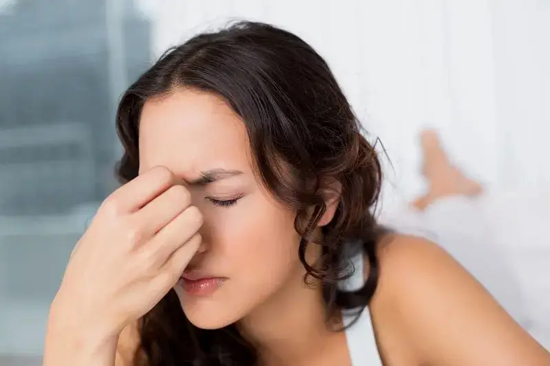 Sensación de tener arena en los ojos Sensación de tener arena en los ojos