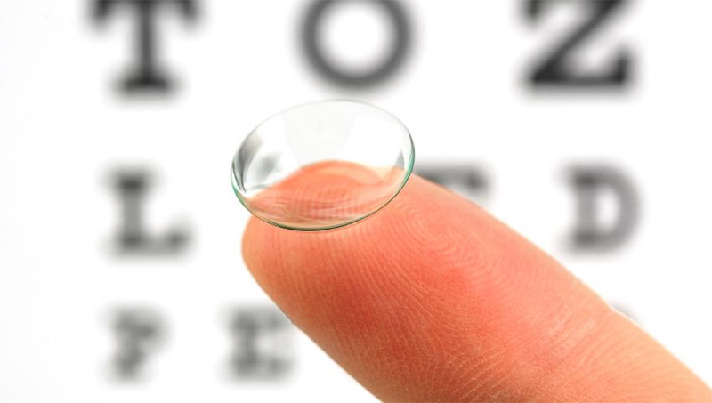 ¿Qué son las lentillas tóricas mensuales?