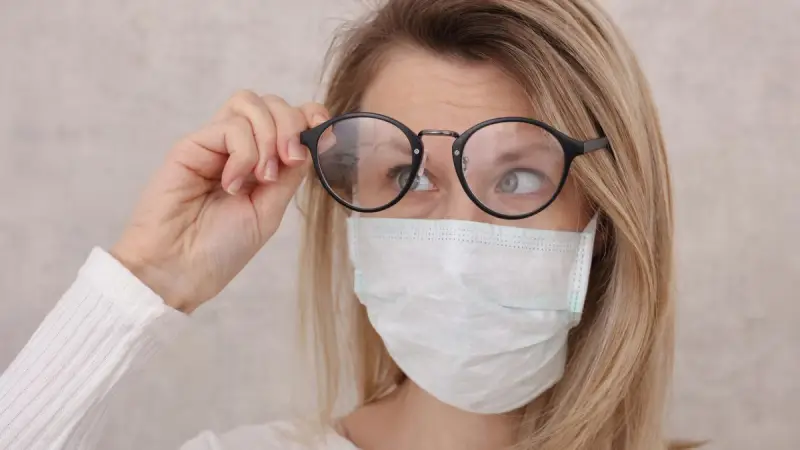 Gafas empañen con la mascarilla