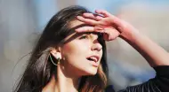 ¿Cómo Protegerte los Ojos de los Rayos Solares?