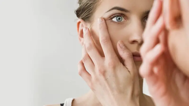 Suero Fisiológico: lavar los ojos Suero Fisiológico: lavar los ojos