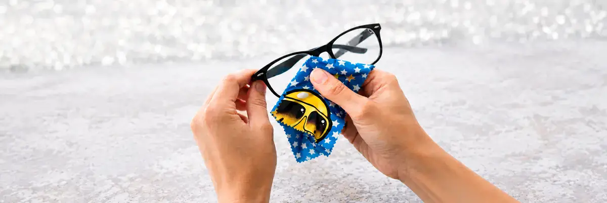 Accesorio: Paño de Limpieza de Gafas Smiley